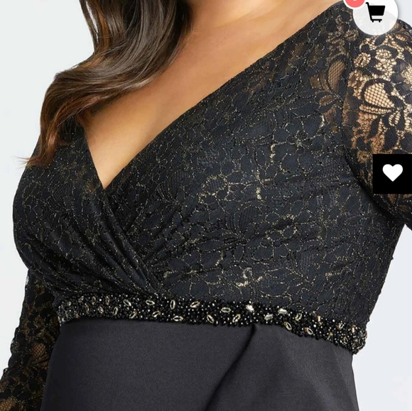 Mac Duggal V Neck Dress (16W)‼️ - Picture 6 of 10